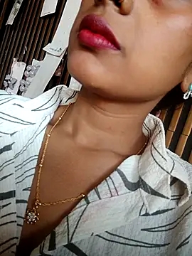 Webcam Model (hotshreya69)  is live.Free join now!