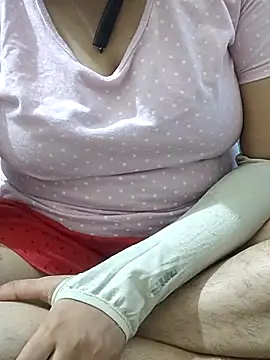 Webcam Model (mallupriyapriya)  is live.Free join now!