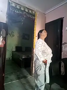 Webcam Model (Kavya_kapoor)  is live.Free join now!