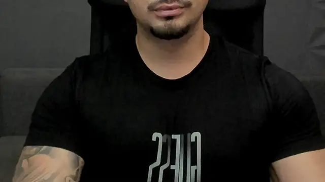 TonyWilcox Live Webcam on Stripchat