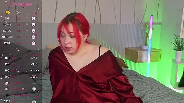 Klee_Love webcam stripchat model stream image