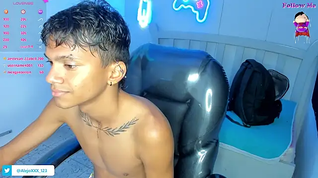 loistwink_ Live Webcam on Stripchat