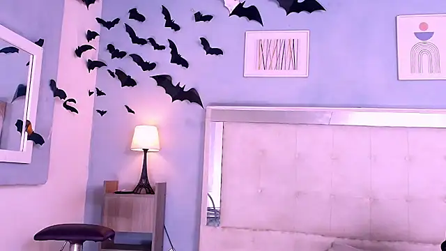 Emily_Castillo_1 Live Webcam on Stripchat