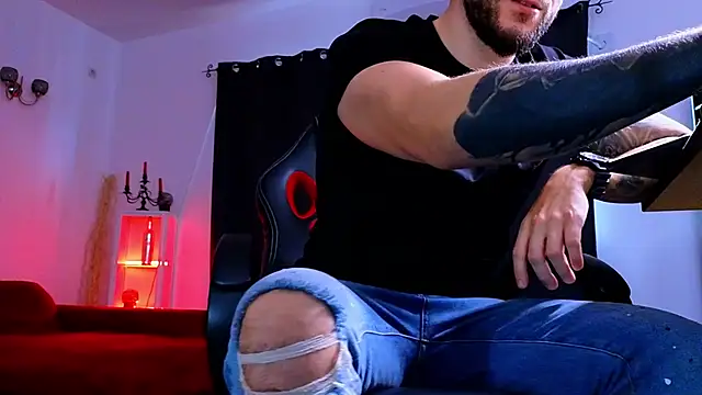 mightyaaron66 (M young) - 𖤐🔥 parTy Time ,House parTy  !  💨𖤐