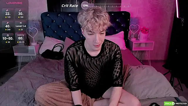 trevorbenson (M twink) - get naked