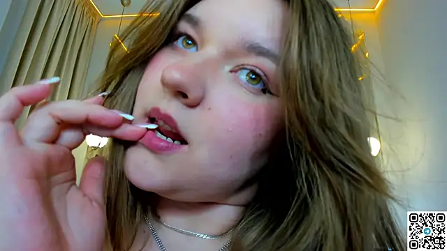 Preview of chloee_white