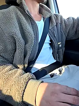 zeefy (M young) - Risky public cum