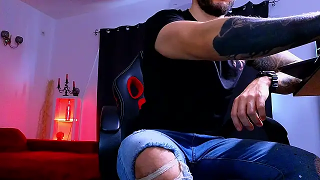 mightyaaron66 (M young) - 𖤐🔥 parTy Time ,House parTy  !  💨𖤐