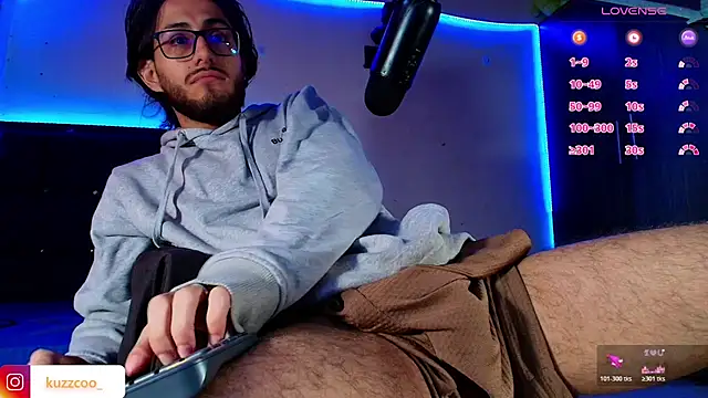 kuzzcoo (M young) - cum