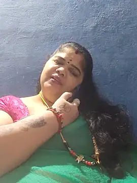 Webcam Model (tamilthanushri)  is live.Free join now!