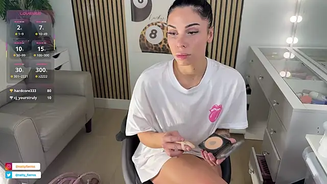 NattyFierros's Stripchat show and profile