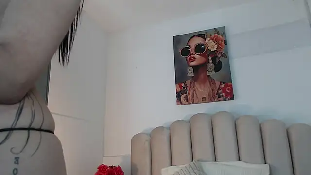 isa_bigassx - Isa_bigassx's free webcam - UK Sex Cams