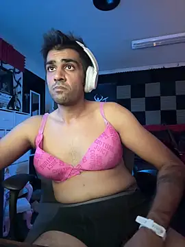 iamexist800 (Ask my age) - Help me guys please