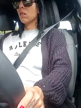 misscectito13 (F milf) - Flash seins