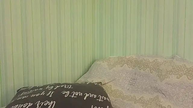 webcam live sex  Lily 