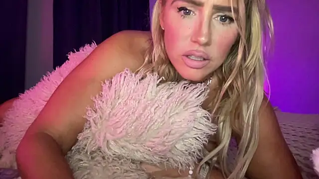 fitnessbabe69 - Fitnessbabe69's free webcam