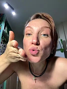 Webcam Model (UmaTruewoman)  is live.Free join now!