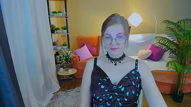 youruniverser - YourUniverser's free webcam - UK Sex Cams