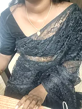 Tamilmallu-duskygirl03