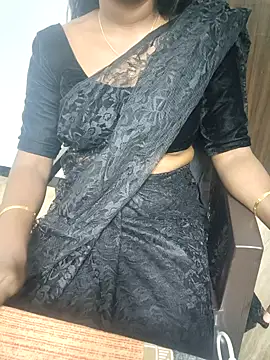 Webcam Model (Tamilmallu-duskygirl03)  is live.Free join now!