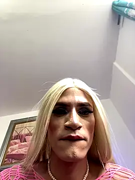 money_ts_ - Money_Ts_'s free webcam - UK Sex Cams