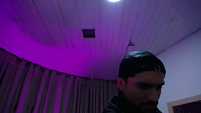 Tamararosses webcam stripchat model stream image