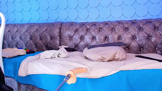 sashamonroe__ (F milf) - DESTROY MY BIG ASS 🫨