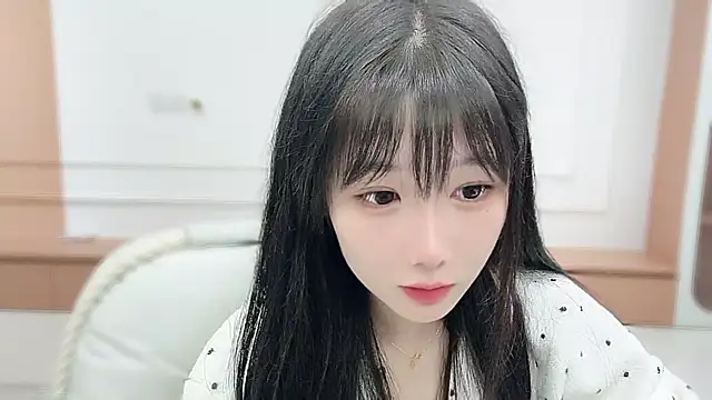 villagechief (F young) - 今天睡地板 明天当老板