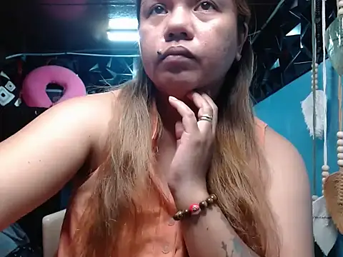 ambersmile - Ambersmile's free webcam - UK Sex Cams