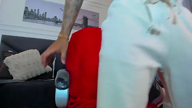 damian23__ (M young) - hard cock