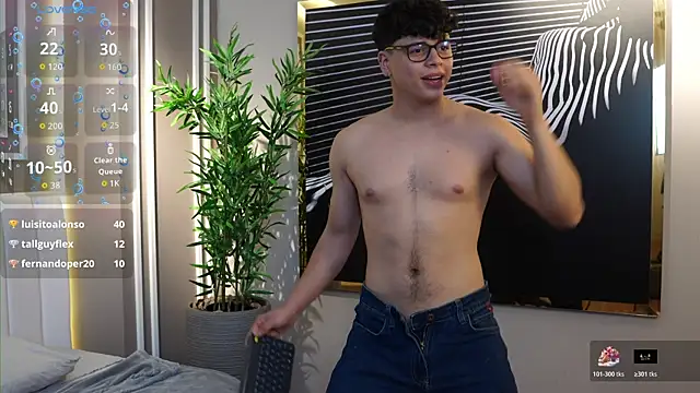 ethan_occonor (M twink) - cum show in public