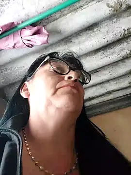 Webcam Model (clarita_01)  is live.Free join now!