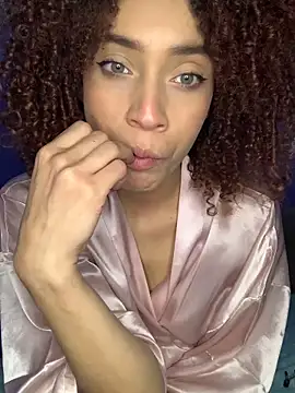 adrianita-fox (F young) - 🍑💦Show of my wet Pussy✌🏼🔥