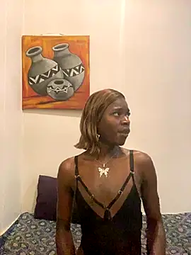 SexyDior925 live cam screenshot tranny on ReplayHer – Replays, Highlights & Live Cams