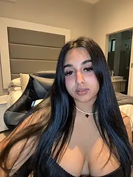 LilMisIndianx