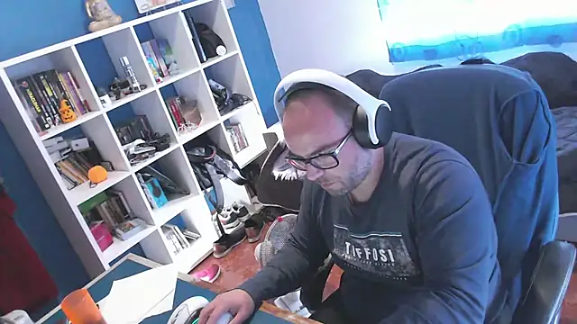 ravingr4d4 (Ask my age) - Working From Home - Cum at Goal