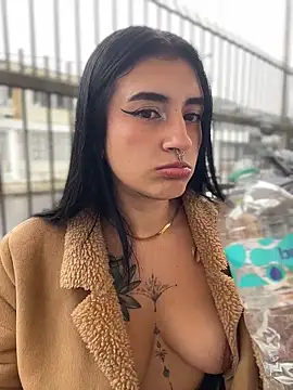 lilithpink_ (F young) - SPIT TITS AND AHEGAO