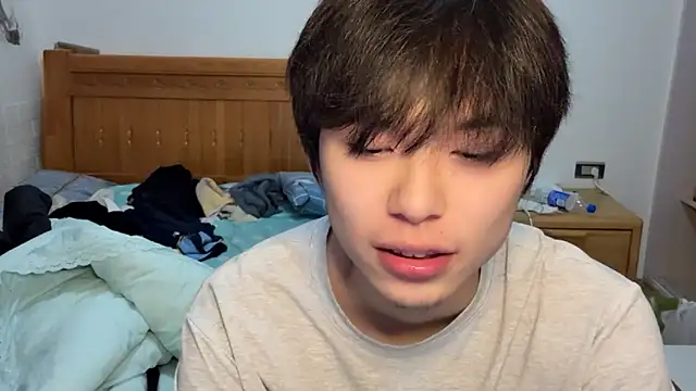 w5206t (M twink) - 脱掉上衣