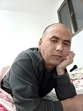 cwq123 (Ask my age) - 撸鸡巴