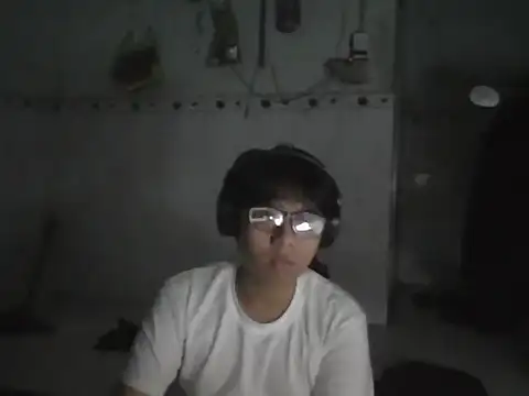 yours_c (M twink) - cUm