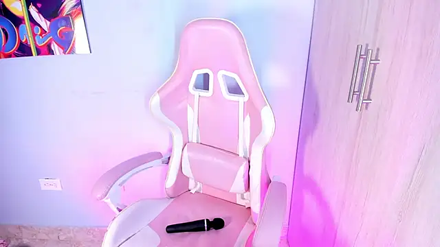 Athenea__fox webcam stripchat model stream image