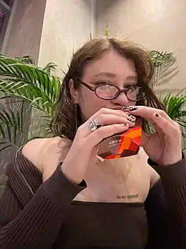 lucy-joy (F young) - RUB pussy