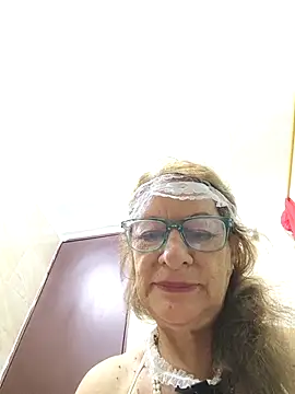 MaryLunne live cam screenshot female on Wobip – Live Webcams, Clips & GIFs