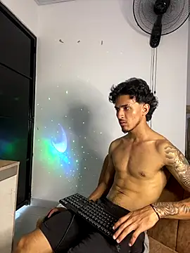  Kriss_Edwards chat room