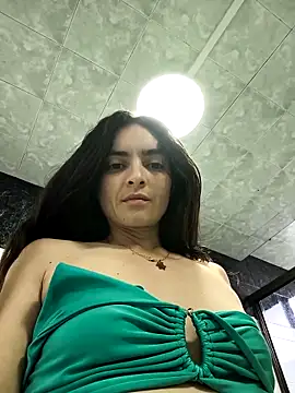 Webcam Model (Sam_Sara)  is live.Free join now!