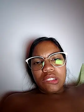 cloeehills_ (F young) - Suck my tits