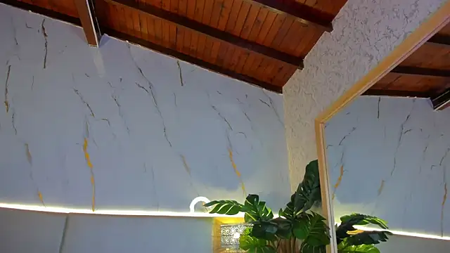 ChloeeMonroee webcam stripchat model stream image