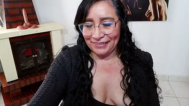 Grace_mature_milf live cam screenshot female from Colombia on Pron.Webcam – Live Webcams & Adult Chat