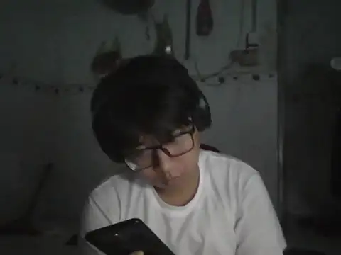 yours_c (M twink) - cUm