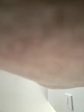 Webcam Model (ashley_Tompson1)  is live.Free join now!